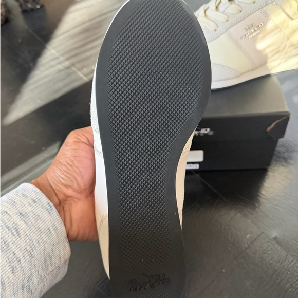 Coach Raelyn Runner Size 10 - Picture 6 of 16